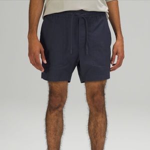 Lululemon Bowline Short. Size L.